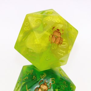 Gelatinous Cube D20 Soap with 7 Piece Dice Set in Clean Tangerine