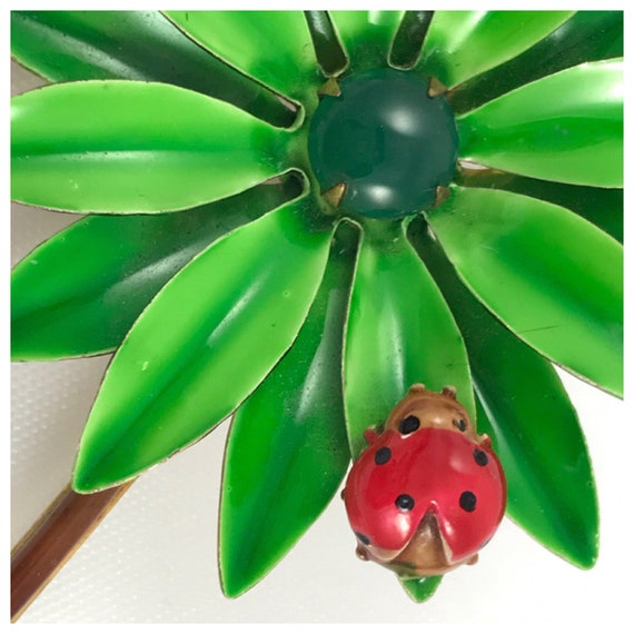 Bright Lime Green Original by Robert Daisy Flower Pin… Gem