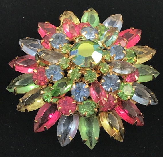 Pastel multicolor faceted marquise and chaton gla… - image 2