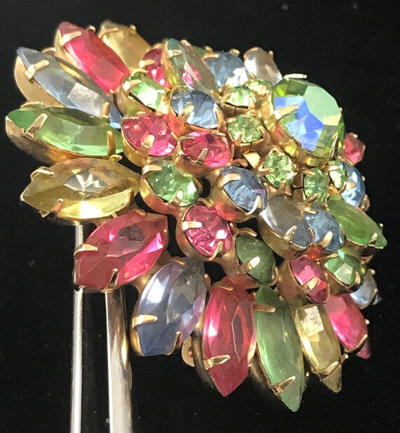 Pastel multicolor faceted marquise and chaton gla… - image 7