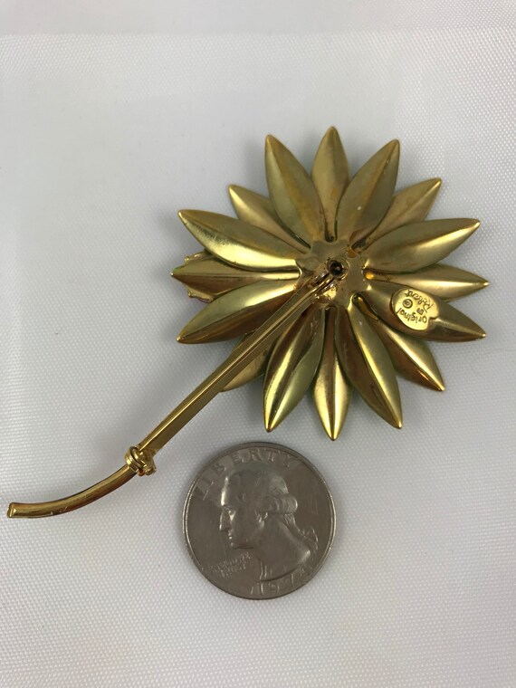 Bright Lime Green Original by Robert Daisy Flower Pin… Gem