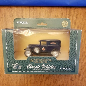 Ertl Anheuser Busch Classic Vehicles Diecast 1932 Chevy Panel Truck