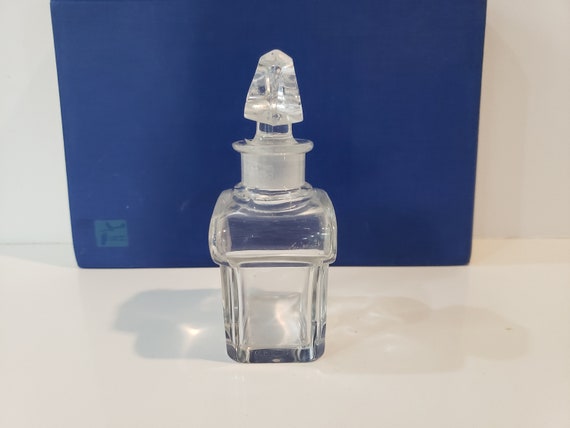 Baccarat Crystal Perfume Bottle - 1930s Guerlain … - image 3