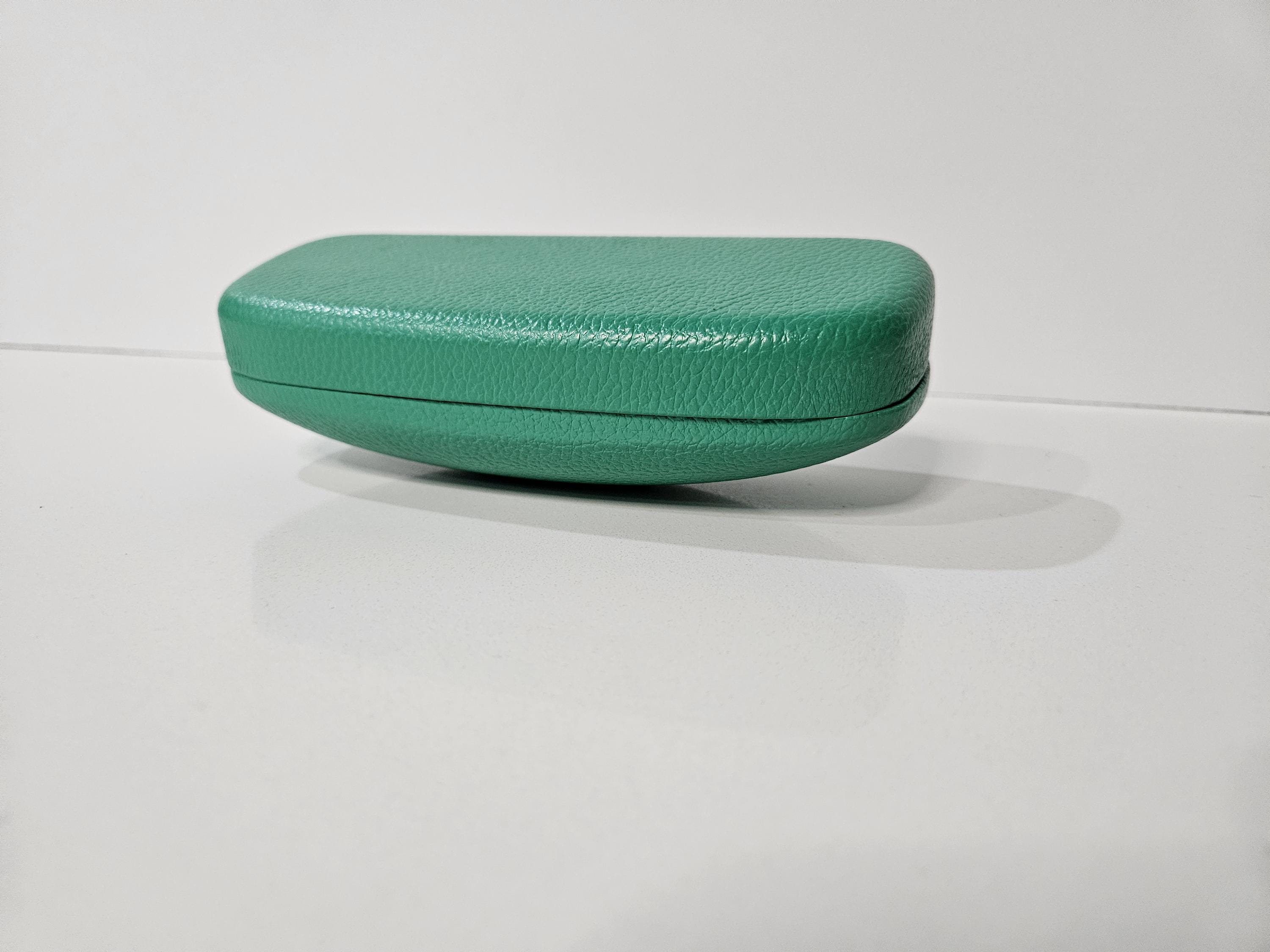 Emilio Pucci Green Eyewear Case with Black & White Glasses Emilio Pucci EP0227 Sunglasses | Select Eyewear main image 4