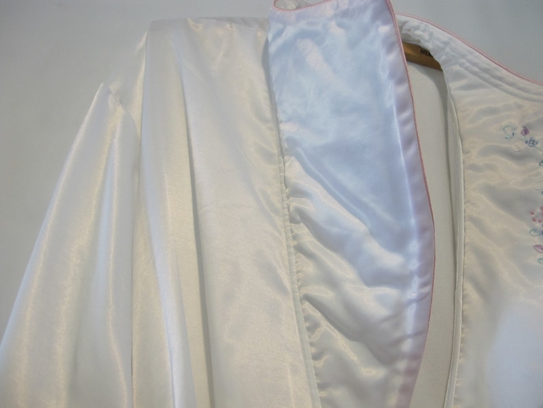 Epic Collar w Embroidery! Barbizon White Satin Robe Fleece Lined XL