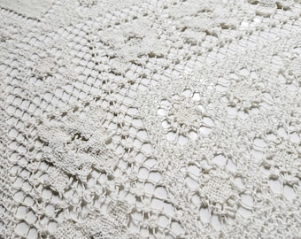 Große handgemachte Tischdecke – Irische Häkelspitze – Full Lace Irish & Filet Crochet – 90 x 70 Baumwolle – Vintage Heirloom Textil