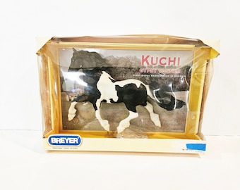 Breyer Kuchi Gypsy Vanner Jument No 1353 en boîte