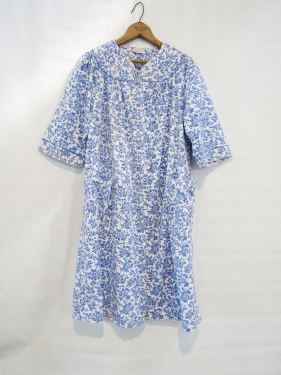 Blue Floral Flannel Housecoat Medium Large - Cine