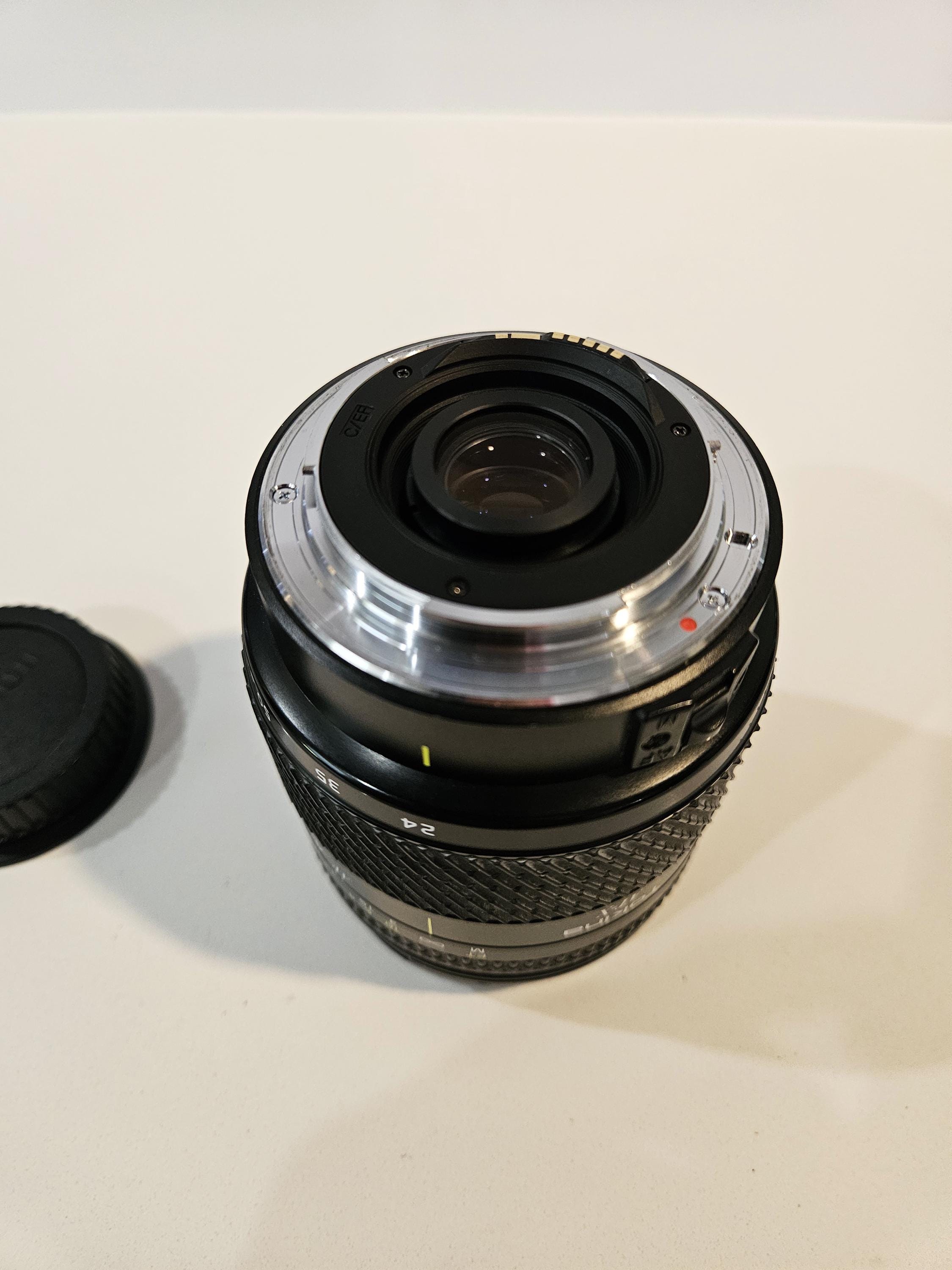 Tokina Lens AT-X AF Aspherical 24-200mm F/3.5-5.6 for Nikon F 