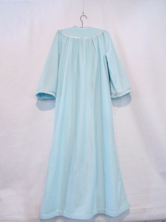 Pastel Blue Fleece Housecoat Small Medium - Quilt… - image 5