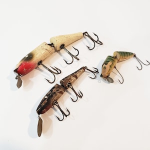 Wood Jointed Pike Minnow Lures - 3 included