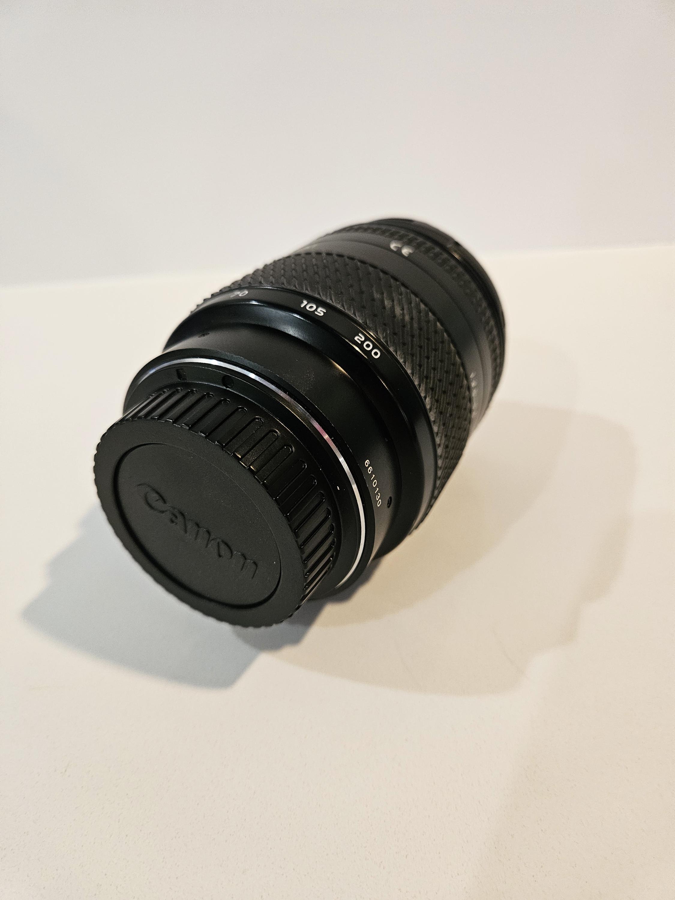 Tokina Lens AT-X AF Aspherical 24-200mm F/3.5-5.6 for Nikon F 