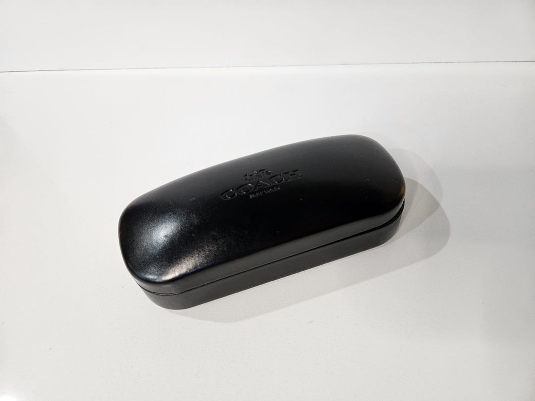 Coach Black Hard Shell Sunglasses Case – Classic Logo, Faux