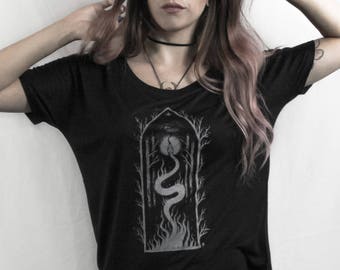 SERPENTIUM // Women's Occult Art Slouchy Shirt