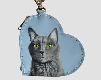 Custom Pet Portrait Leather Pouch: Hand-Painted Heart-Shaped Keepsake