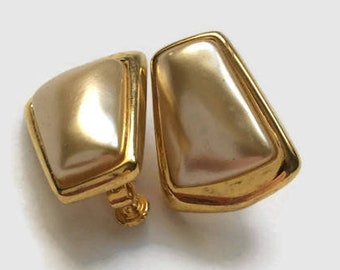 Napier clip on Cabochon faux pearl Gold tone earrings