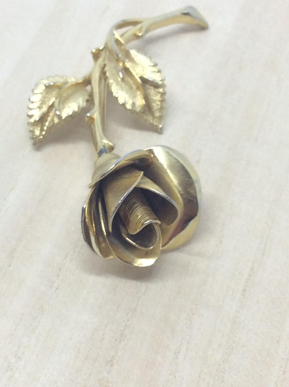 Signet Pastelli Rose brooch Gold tone metal - image 1
