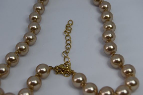 Vintage KJL Gold faux Pearl necklace - image 7