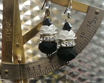 Romantic style rosette earrings - black and white and sparkly