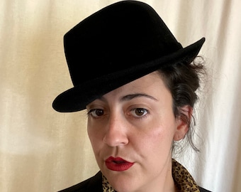 Vintage Saks Fifth Avenue Unisex Fedora Hut in Schwarz - Made in France - Größe US 6 / Euro 55