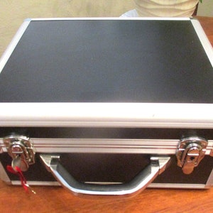NIKON Camera PELICAN CASE Key Lock Clean Chrome