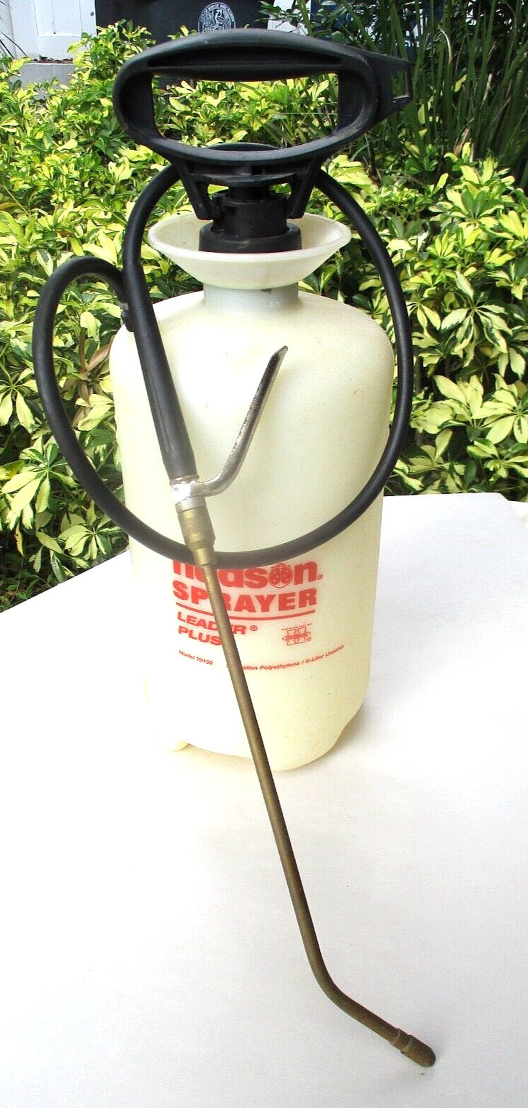 Vintage HUDSON Hand Pump YARD SPRAYER 1.5 Gallon Insects Weeds