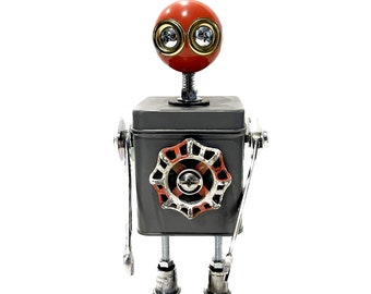 SPROCKET (Found Objects Robot Sculpture)