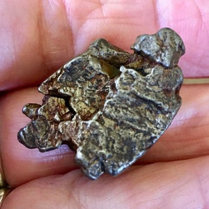NICKEL IRON METEORITE from Campo del Cielo Argentina*High Vibration*27.2 grams*1 ounce