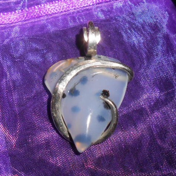 PENDENTIF Montana MOSS AGATE*Argent sterling*44 mm X 25 X 6 mm*9,4 grammes ou 1/3 once*Montana State Gem