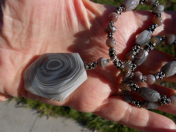 Rare Faceted BOTSWANA AGATE NECKLACE with Pendant… - image 7