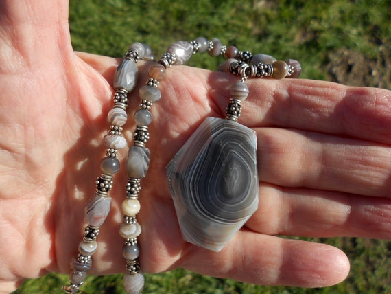 Rare Faceted BOTSWANA AGATE NECKLACE with Pendant… - image 4