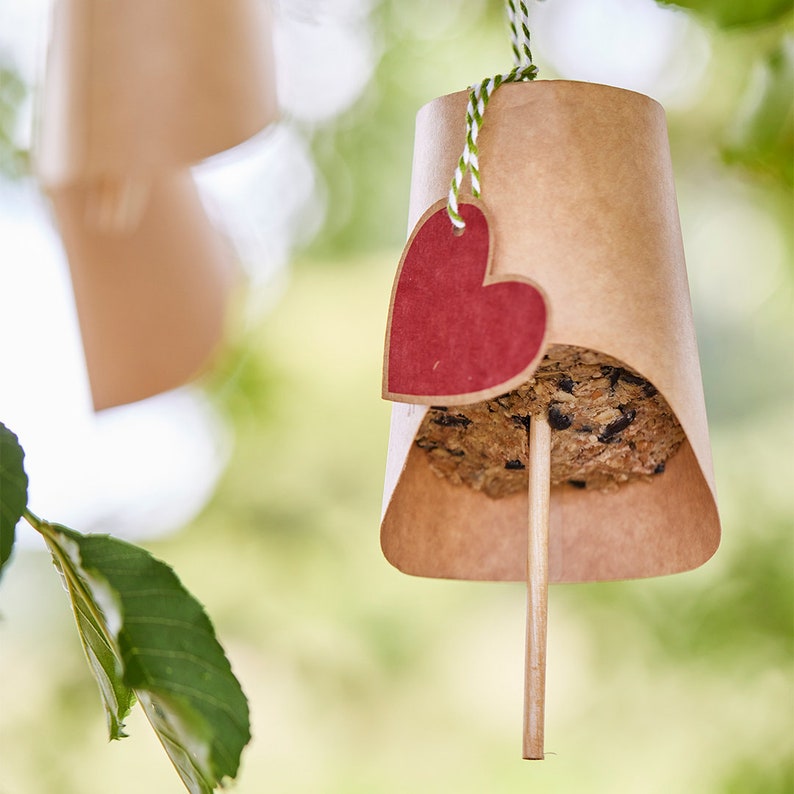 Die Stadtgärtner Futterglocken-Bausatz I Meisenknödel selber machen I Ein DIY für die ganze Familie I Basteln mit Kindern afbeelding 2