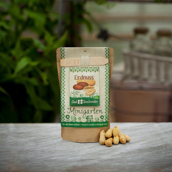 Mini Garden Peanuts | Complete growing kit for crisp monkey nuts | Contains sieved soil, organic seeds and detailed (German) instructions