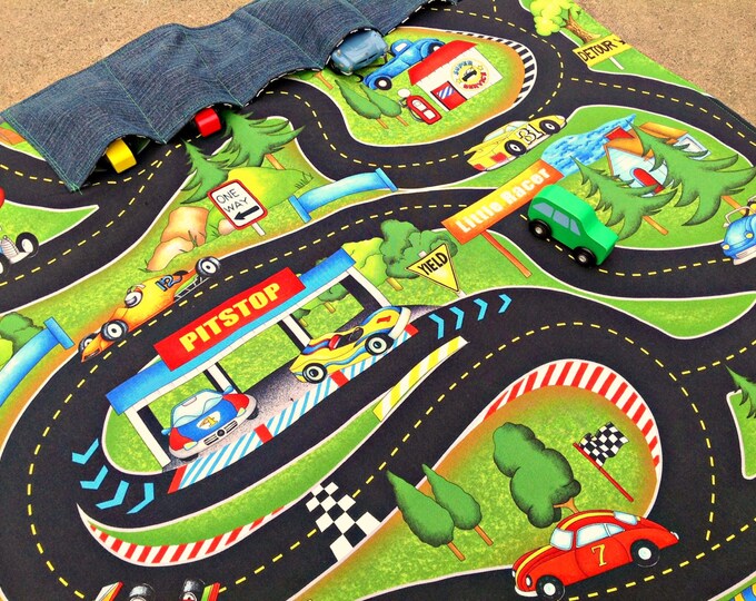LARGE Racetrack Playmat With Parking Slots Race Cars Fabric Play Mat