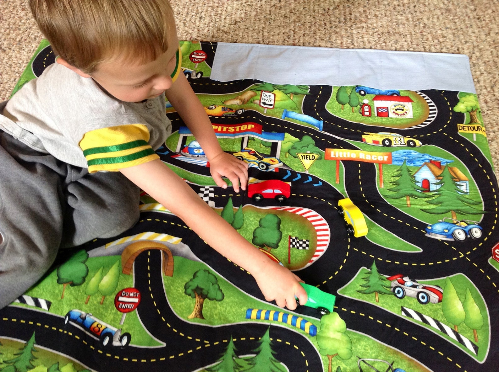 LARGE Children's Fabric Racetrack Playmat with Parking Etsy