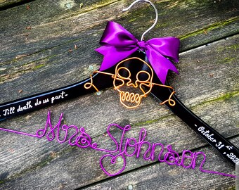 Custom Name Hanger HALLOWEEN Wedding Hanger Unique Skull Design OOAK hanger Original Design Hanger SKULL Wedding Dress Hanger