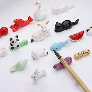 Ceramic brush holder,Cat paint brush holder,Kawaii Animal Chopstick Stand,Cute Spoon Rest Holders,Artist Gift