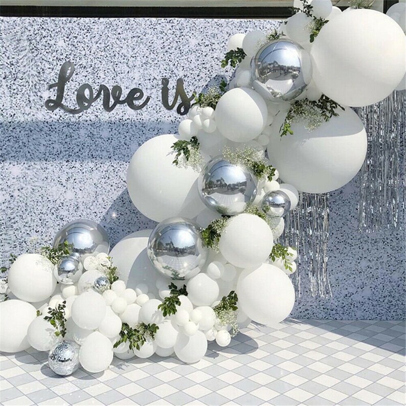 Balloon Garland With Chain at Debbie Randall blog