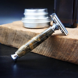 Box Elder wood safety razor | Hand-turned razor | fits double edge blades for old fashioned wet shave