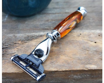 Amber Acrylic Travel Razor Fits Gillette Blades