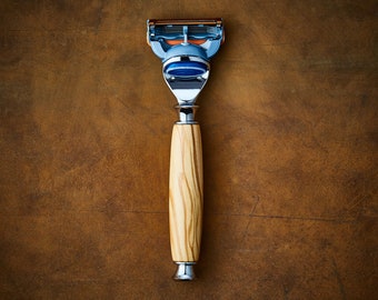 Olive wood Razor| Fits Gillette Fusion blades | Sustainable Wooden Razor