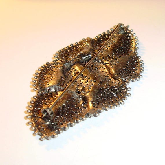 Large Vintage Openwork Silvertone Costume Jewelry… - image 4