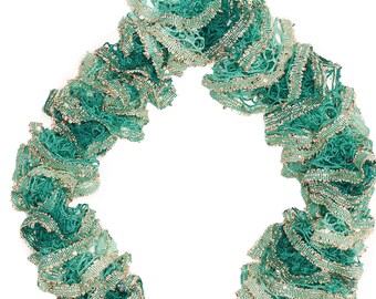 Foulard à volant vert sarcelle fait à la main, foulard tricoté court avec garniture en or, foulard sashay boho sarcelle vert foulard fait à la main vert
