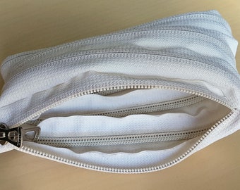 Zipper bag, zipper purse, magical zipper bag, white zipper bag, small bag, special, whimsical
