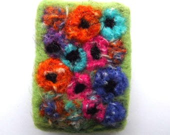 Pretty needle felted flower brooch - garden/flowers inspired by English Country Gardens