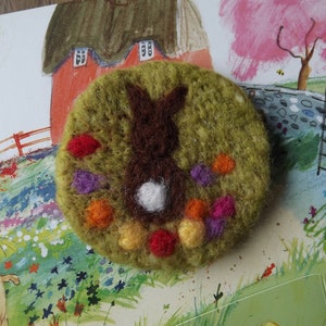 Little brown bunny Easter Brooch -Made to Order