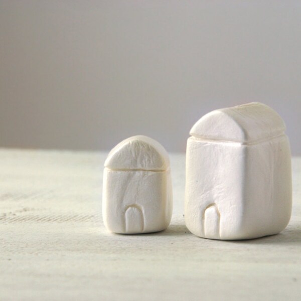 Casas de barro miniatura, poco casas blancas, minimalista decoración casera, decoración del estante, natural, casa, regalo de inauguración de la casa menos de 25 años, el grupo de 2