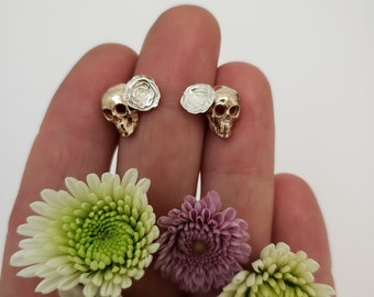 Bronze and Sterling silver stud earrings, Skull and Roses