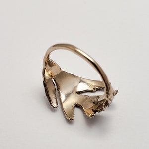 Cedar branch ring in bronze image 3