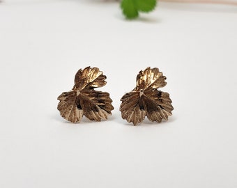 Strawberry leaves, bronze earrings